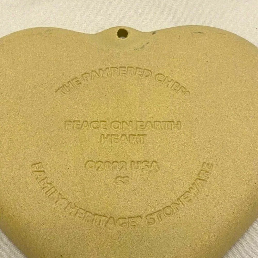 Shortbread Cookie Mold Pampered Chef Stoneware 2002 Peace On Earth Heart